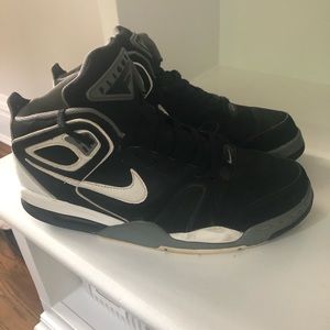 Nike Air Flight Falcon.  Great shape!  Size 11